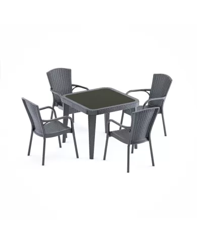 Royal 4 & Osaka 90x90