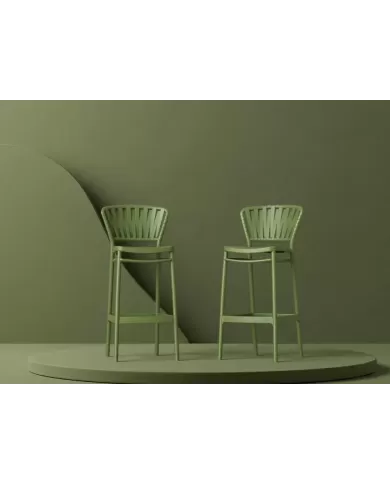 215 PORTOFINO BAR 75